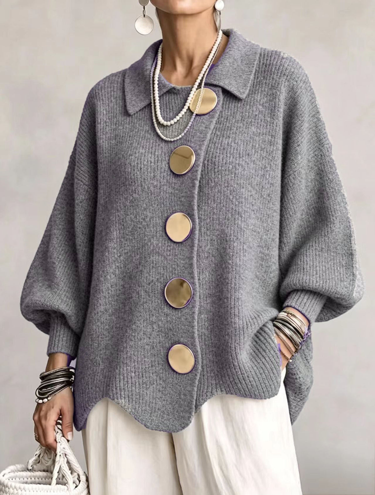 Valerie™ | Oversized cardigan with large golden buttons
