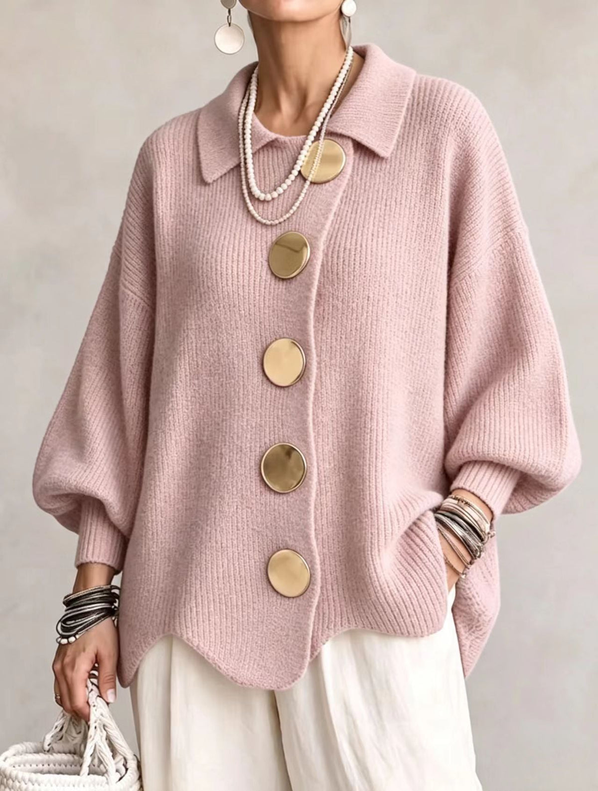 Valerie™ | Oversized cardigan with large golden buttons